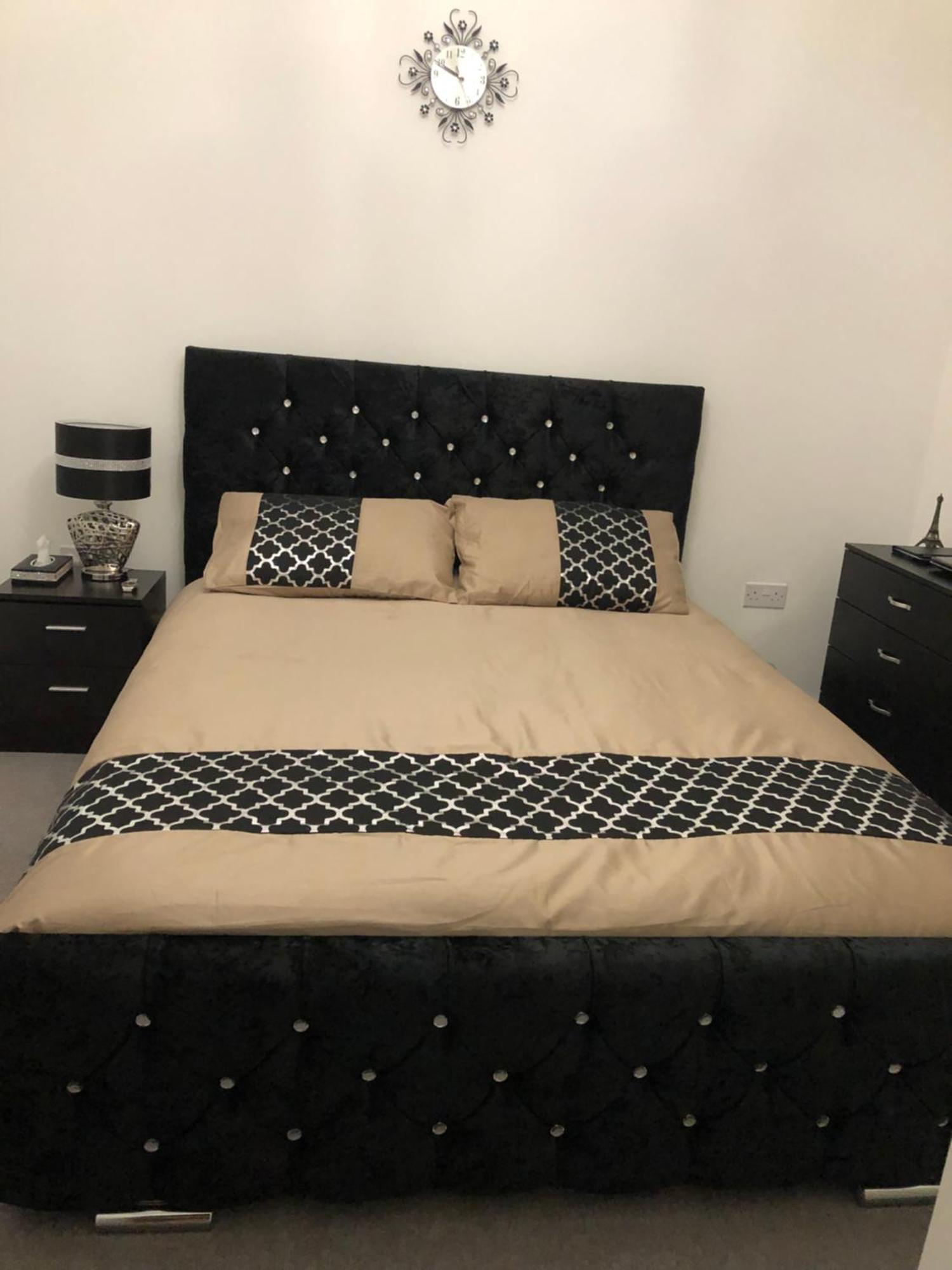 Luxury Kingsize Bedroom With Private Bathroom Northolt  Exterior photo